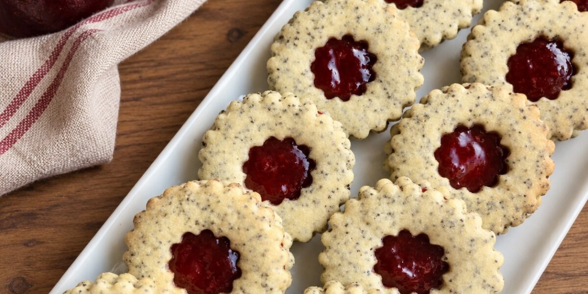 Makové linecké koláčiky s džemom – krehký recept ako od babičky